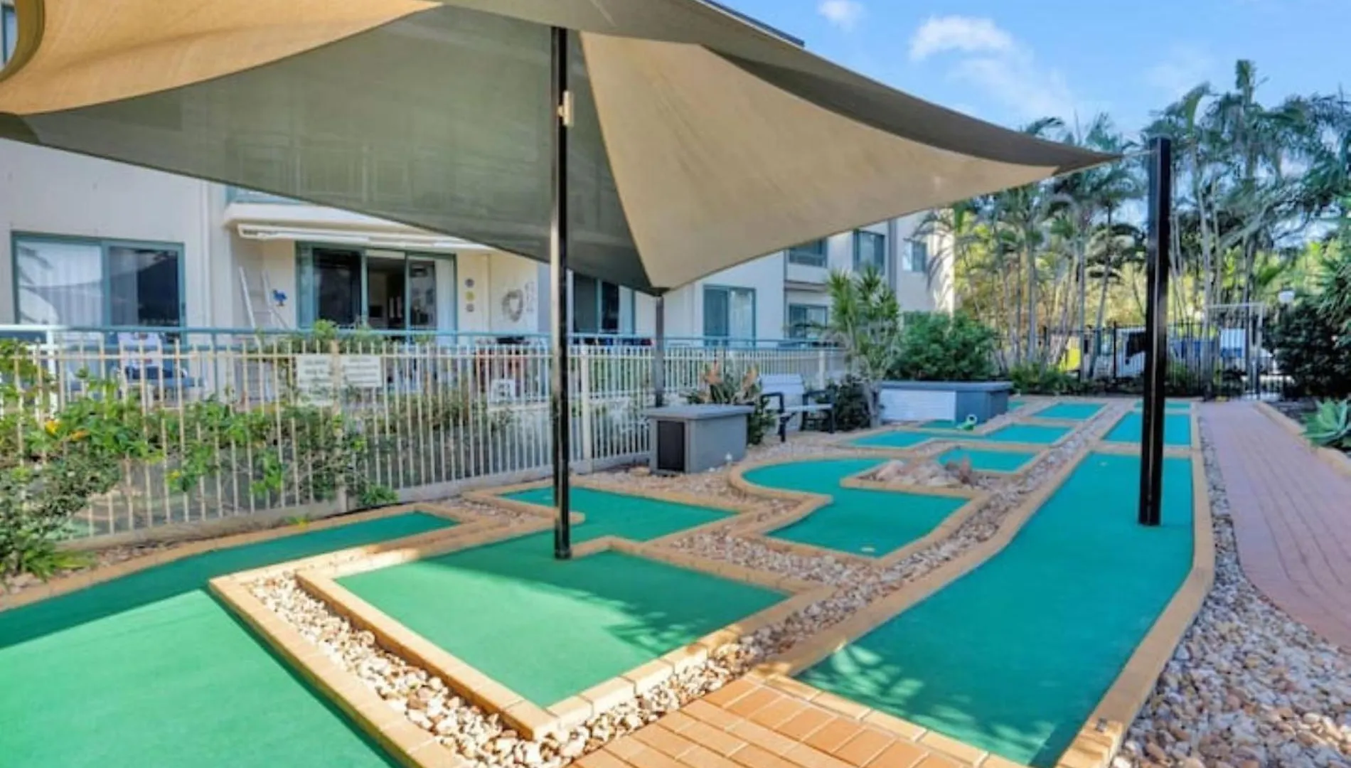 Apartment Ocean Front Escape On Palm Beach Gold Coast Australia