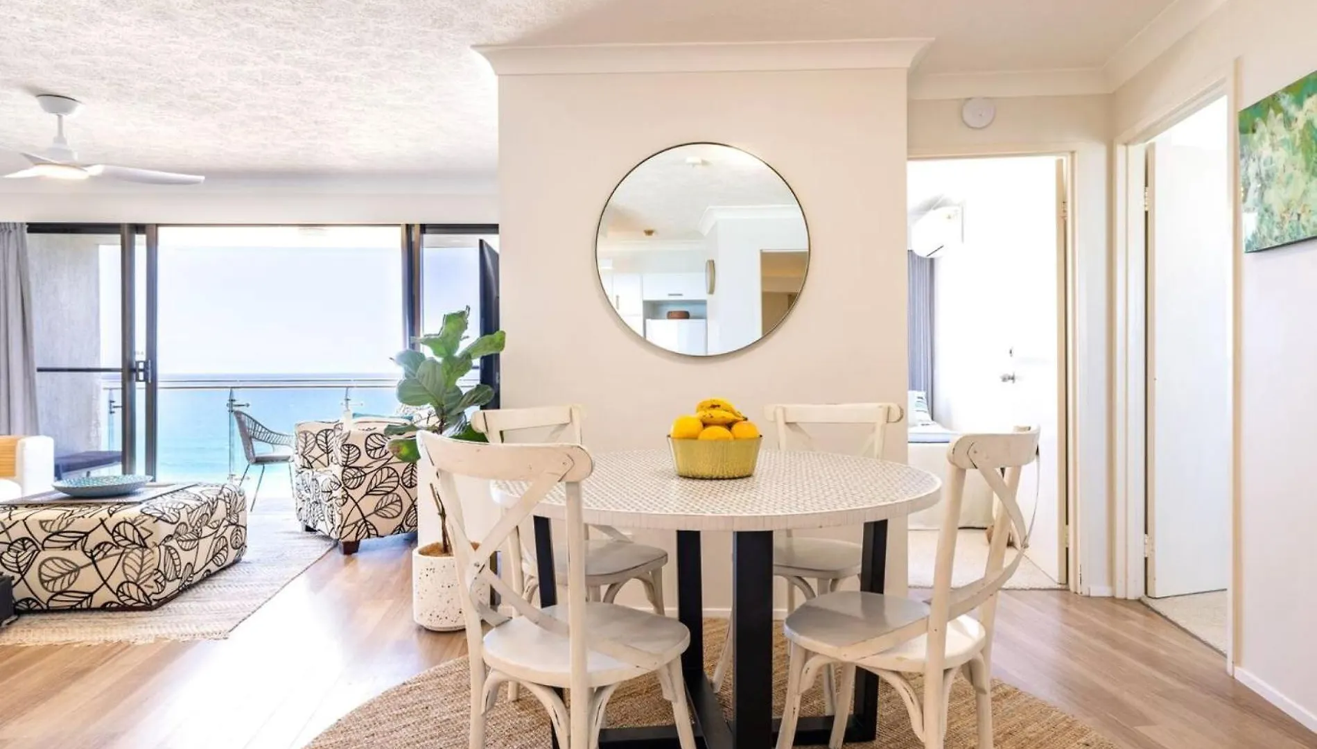 גולד קוסט Ocean Front Escape On Palm Beach 0*, גולד קוסט